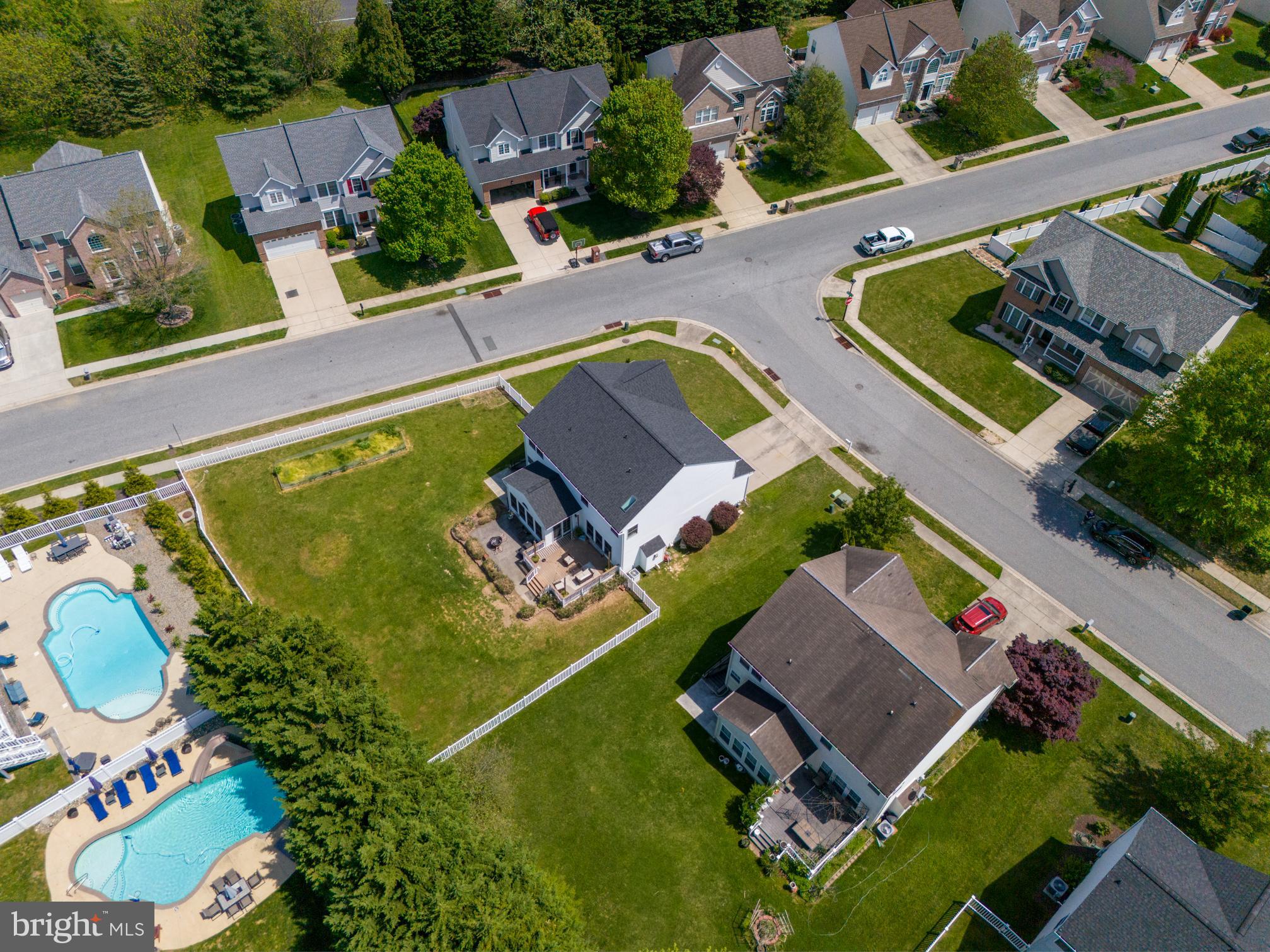 WEST VALLEY OAKS - Residential