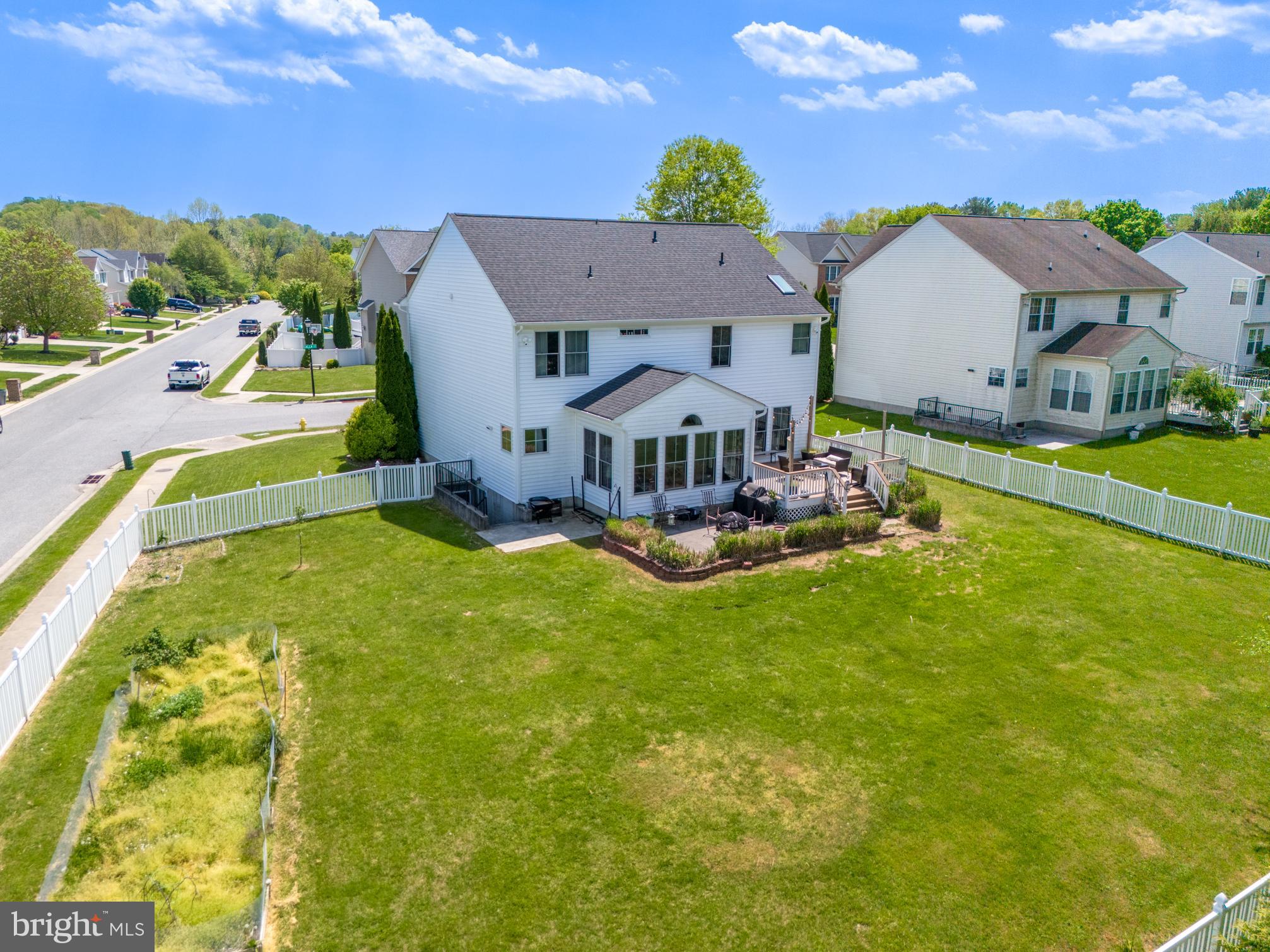 WEST VALLEY OAKS - Residential