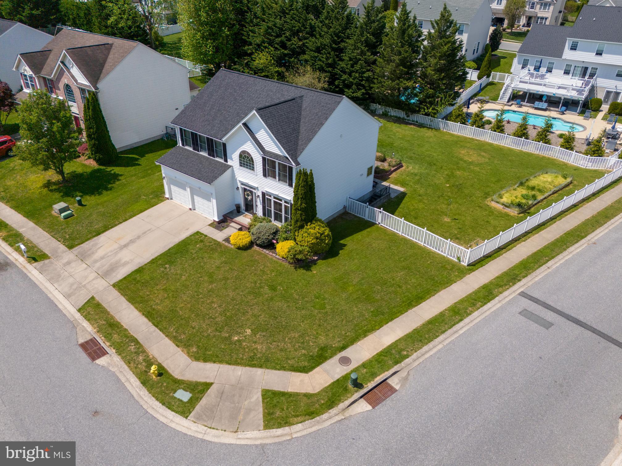 WEST VALLEY OAKS - Residential