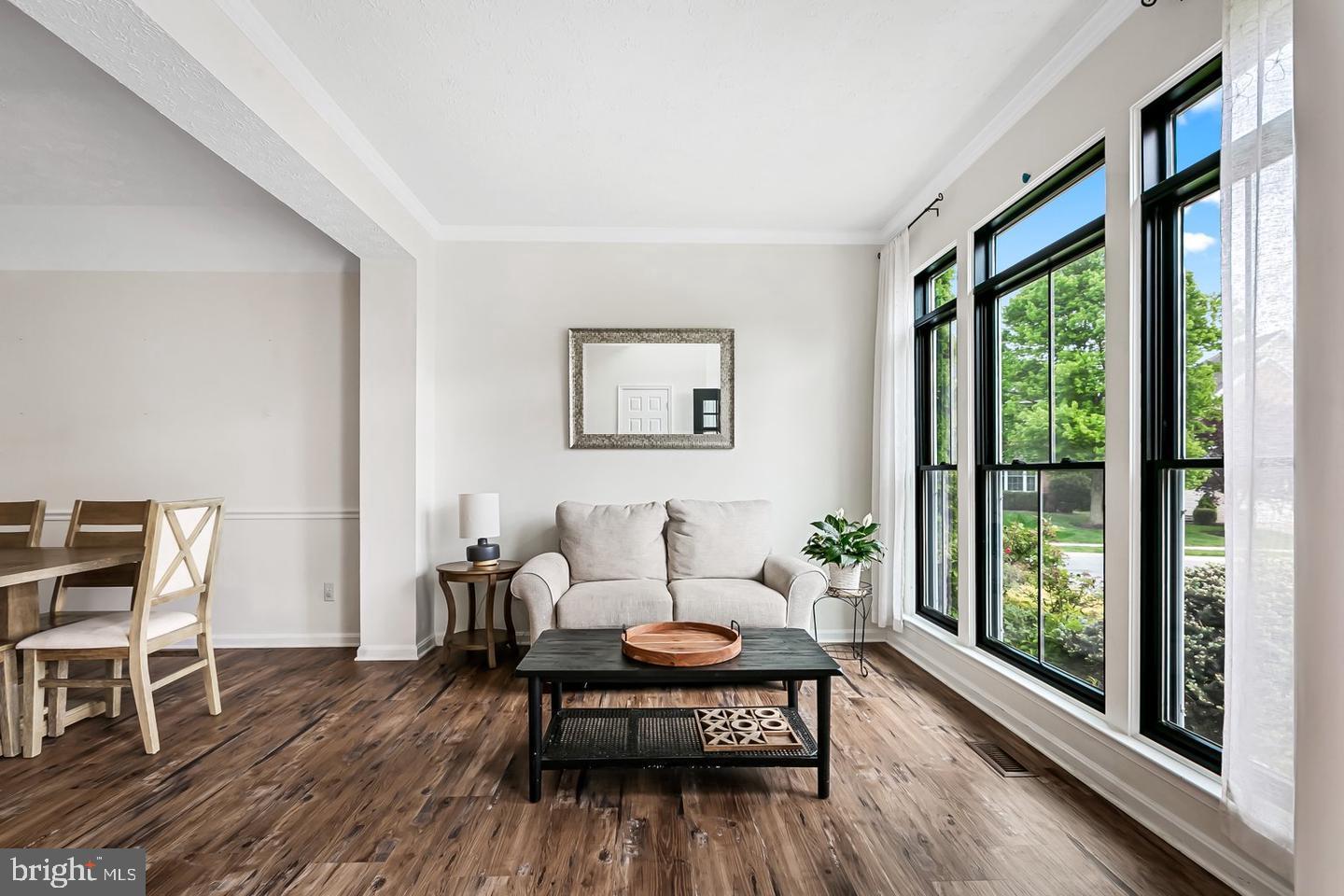 WEST VALLEY OAKS - Residential