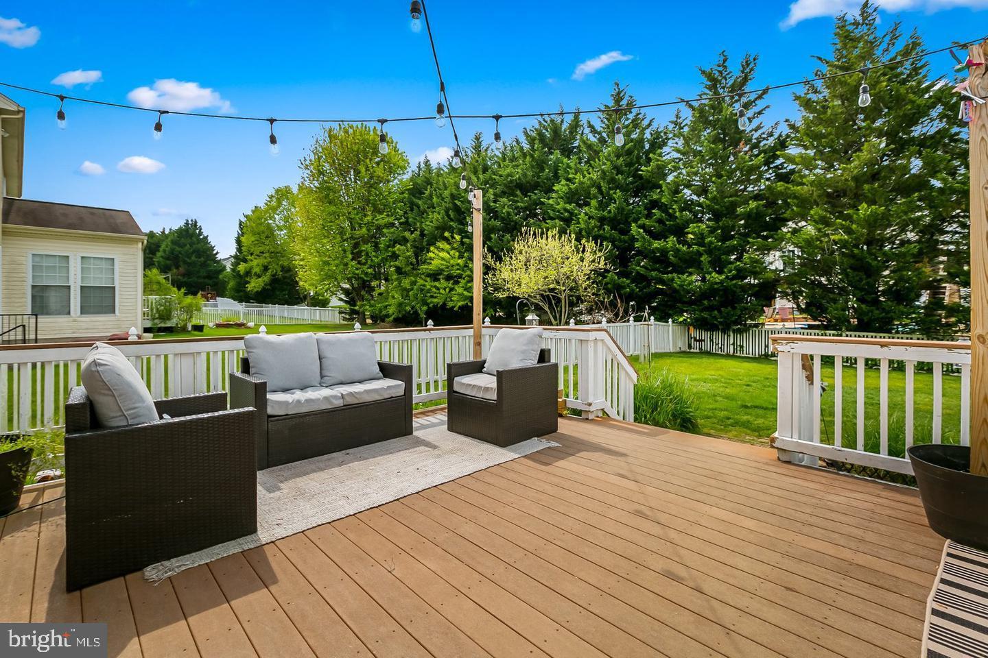 WEST VALLEY OAKS - Residential