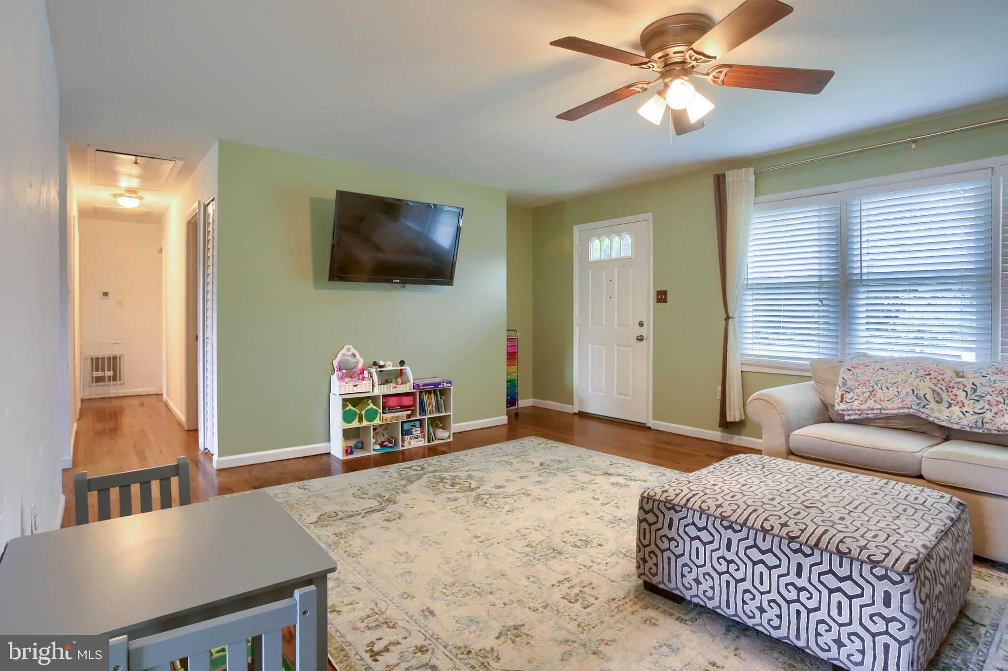 RIVERVIEW WEST - Residential