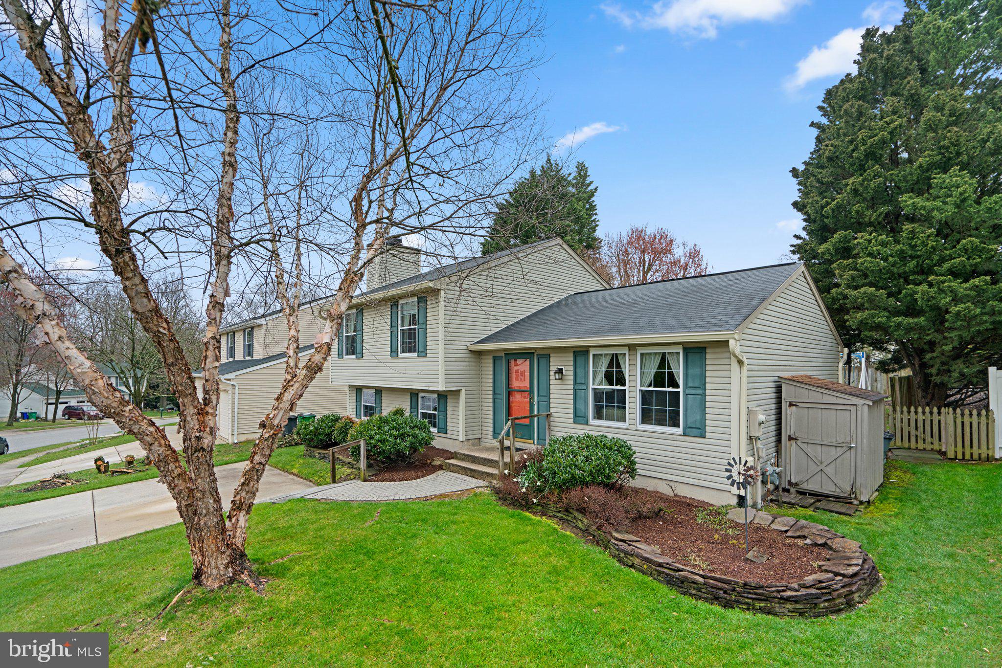 MAYFIELD MANOR - Residential