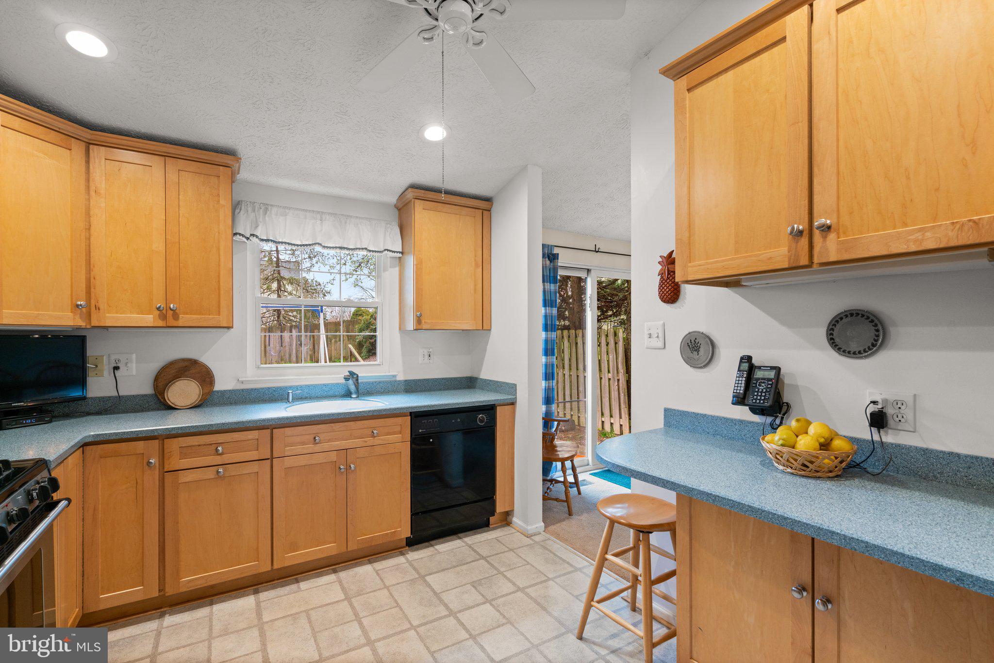 MAYFIELD MANOR - Residential