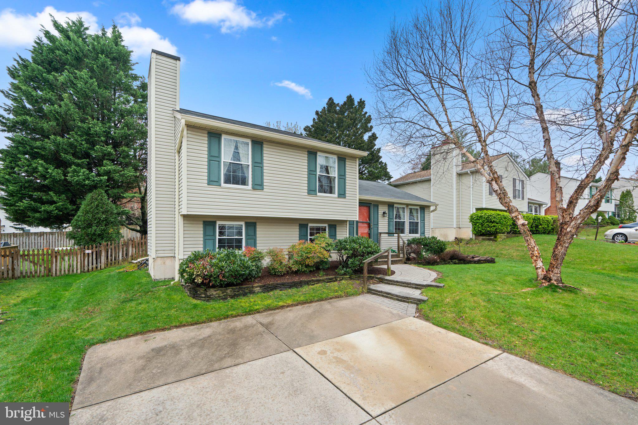 MAYFIELD MANOR - Residential