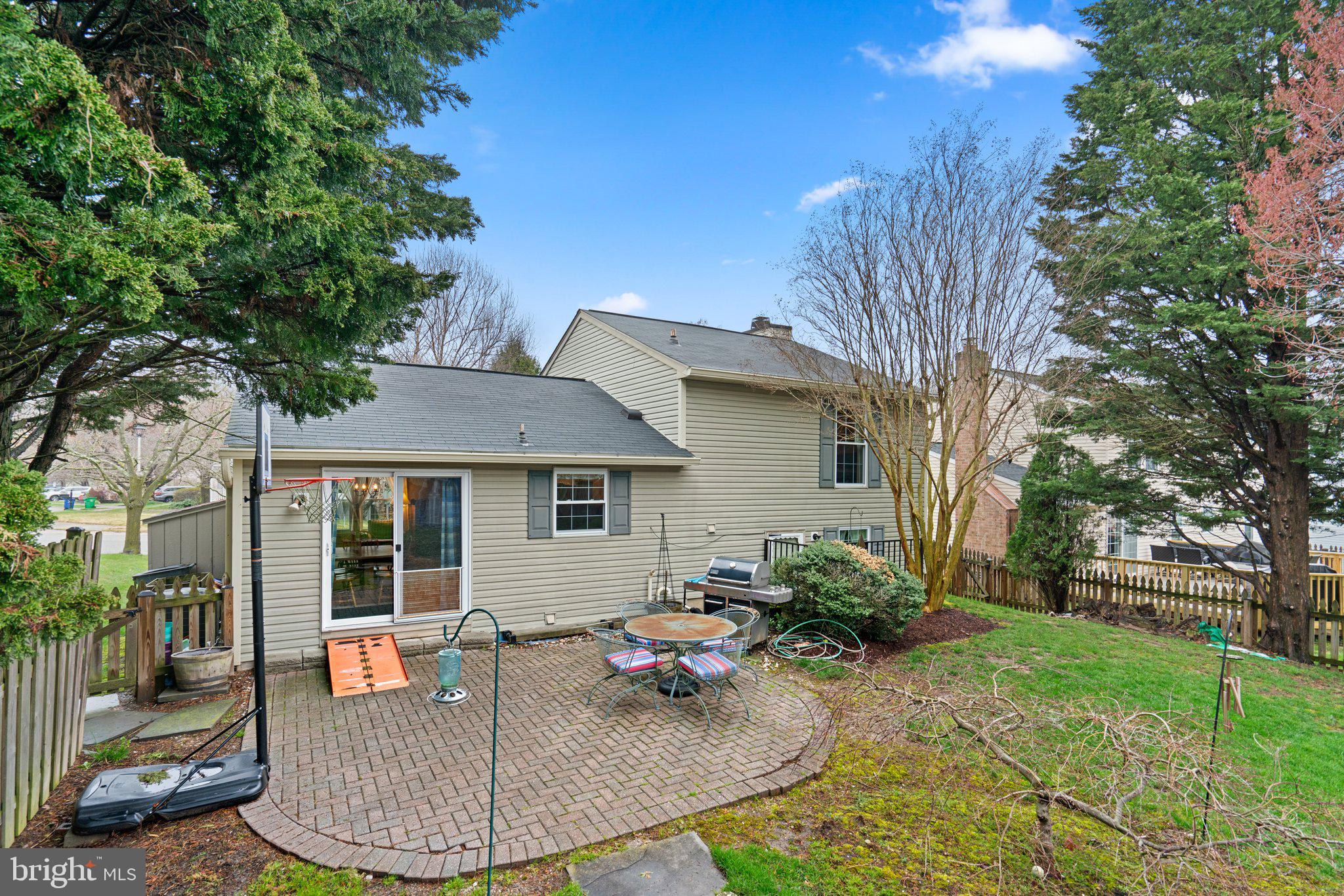 MAYFIELD MANOR - Residential