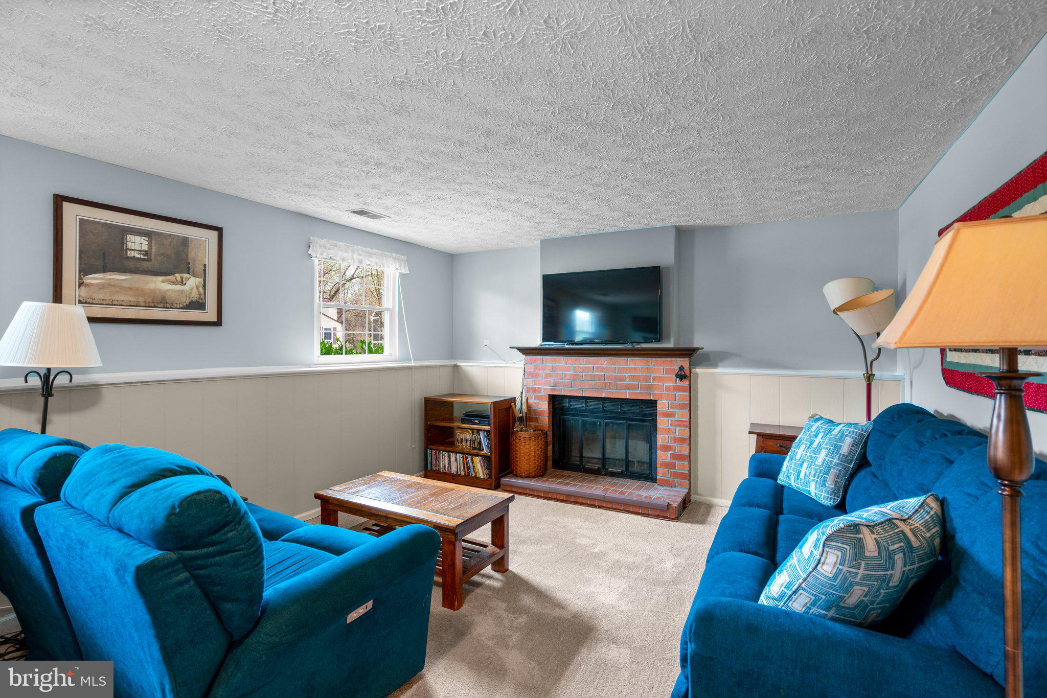 MAYFIELD MANOR - Residential