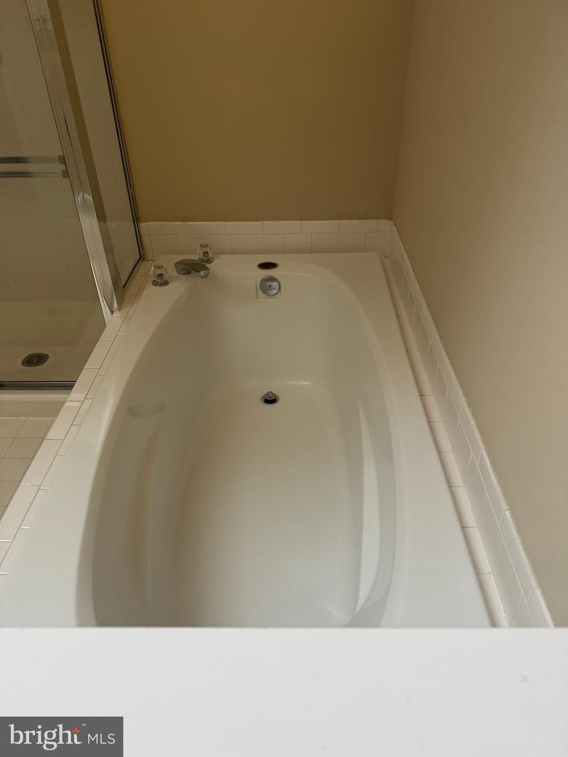 STONEGATE - Residential Lease