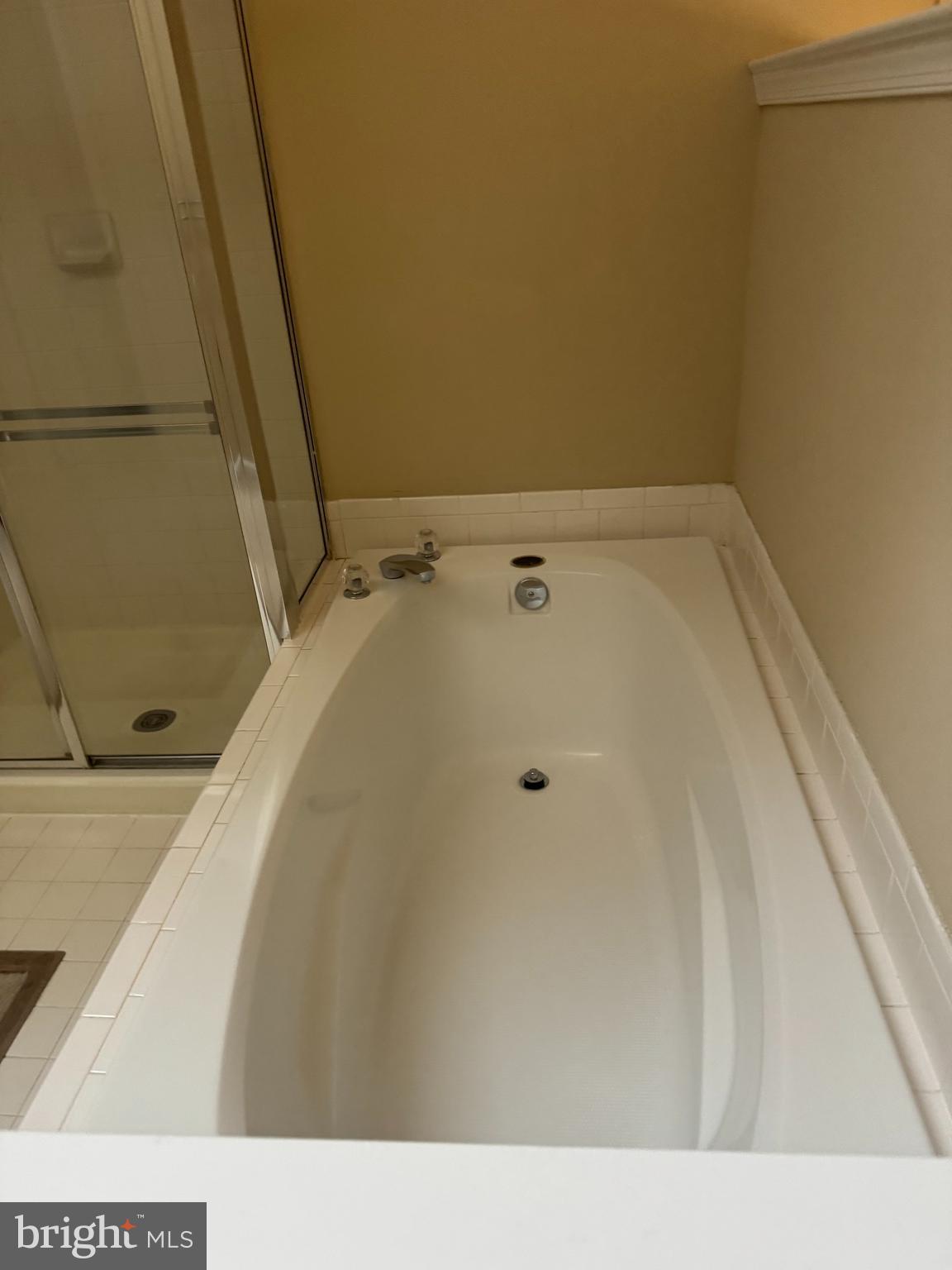 STONEGATE - Residential Lease