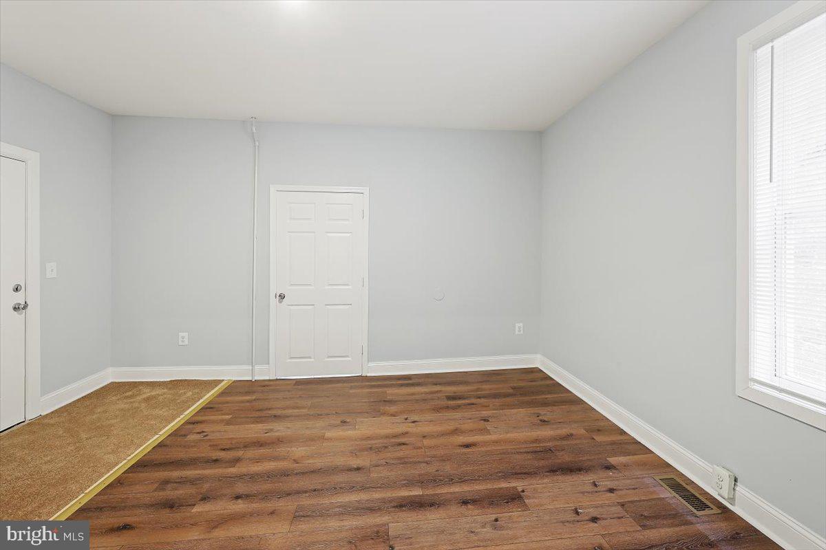 PARK HEIGHTS - Residential Lease