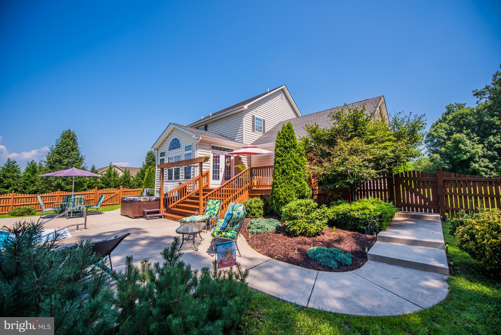 WILLOW RIDGE - Residential