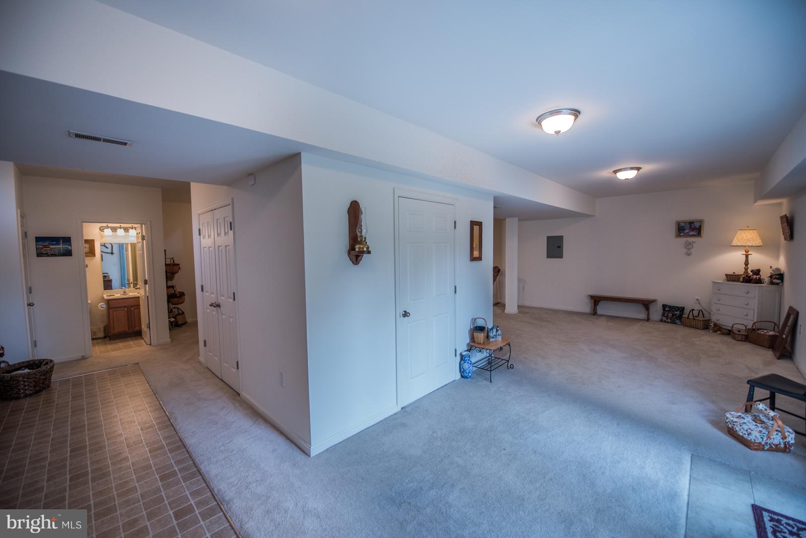 WILLOW RIDGE - Residential