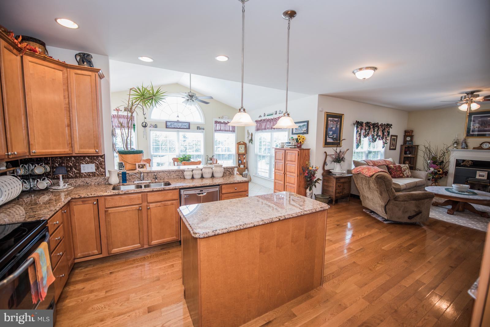 WILLOW RIDGE - Residential