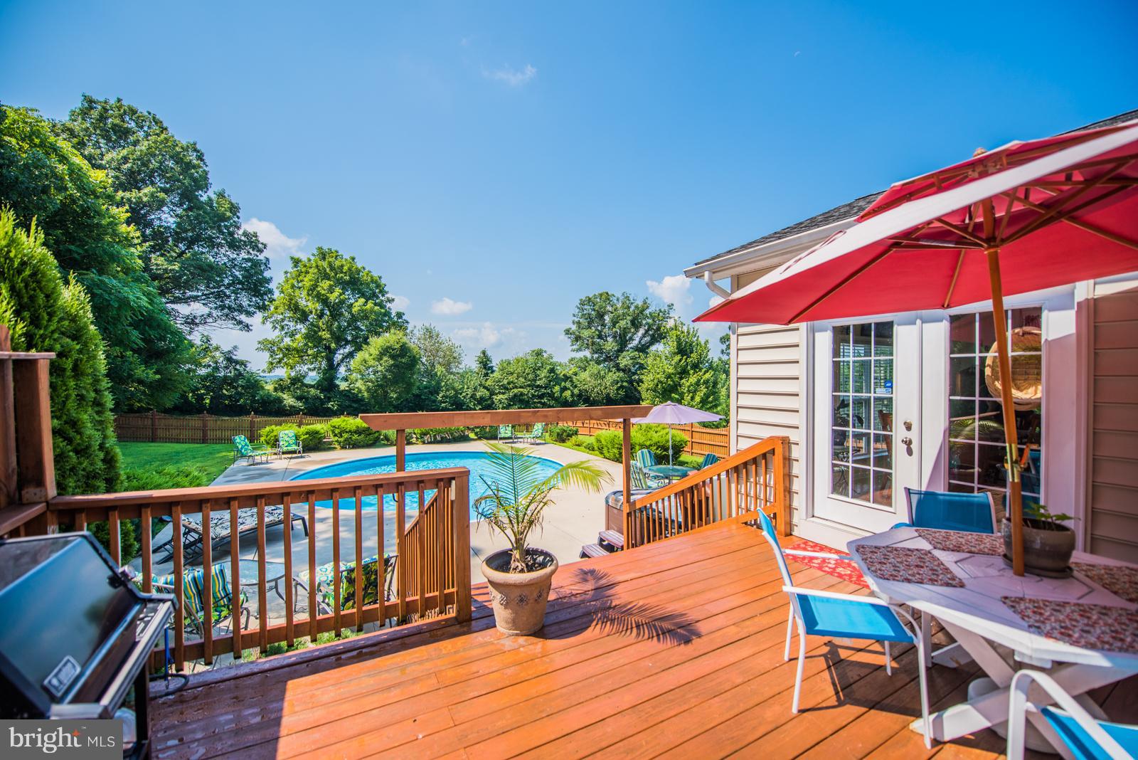 WILLOW RIDGE - Residential