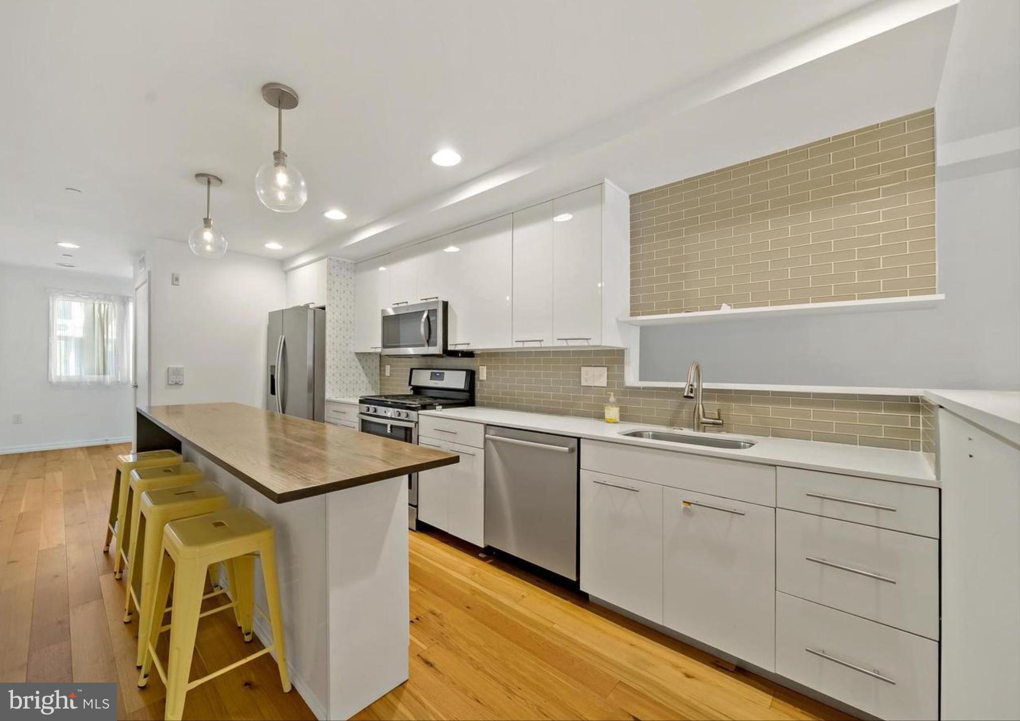 FAIRMOUNT - Residential