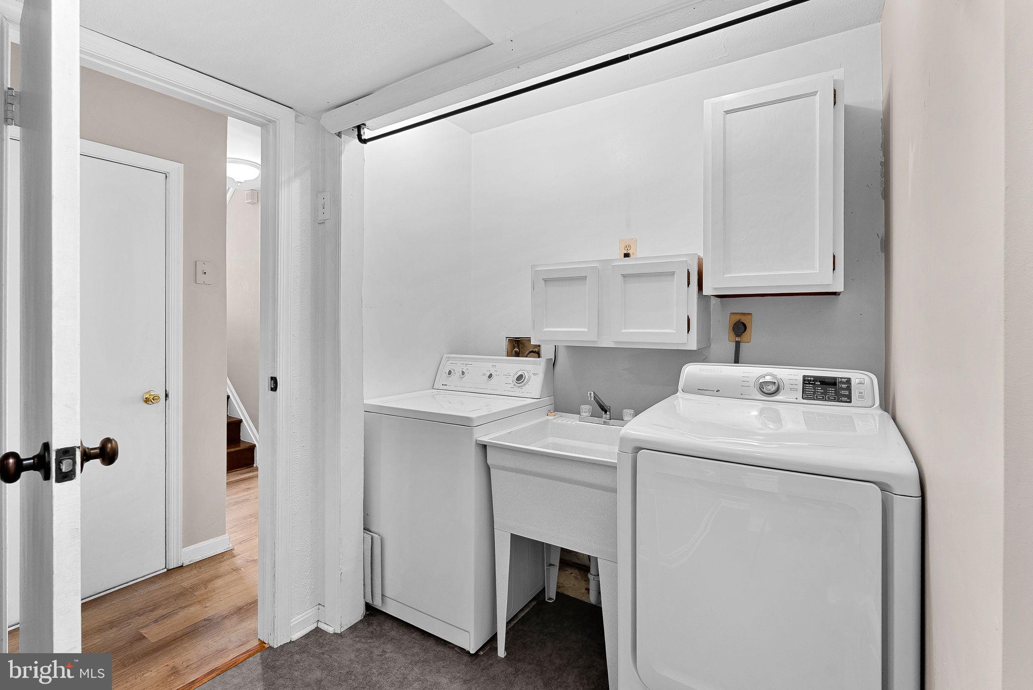 COUNTRYSIDE - Residential