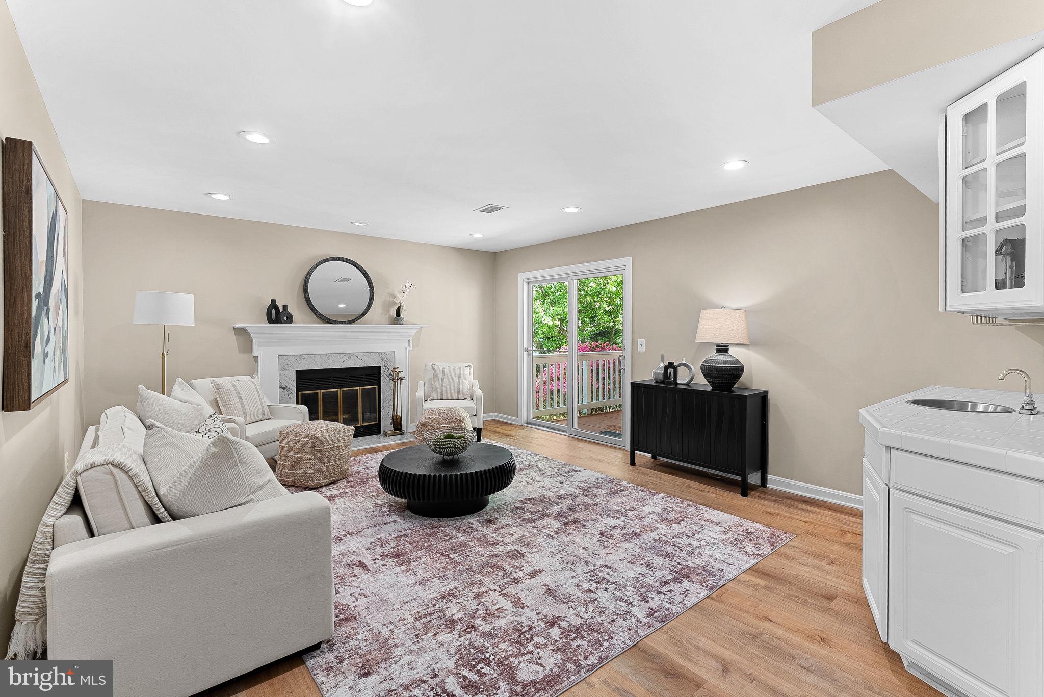 COUNTRYSIDE - Residential