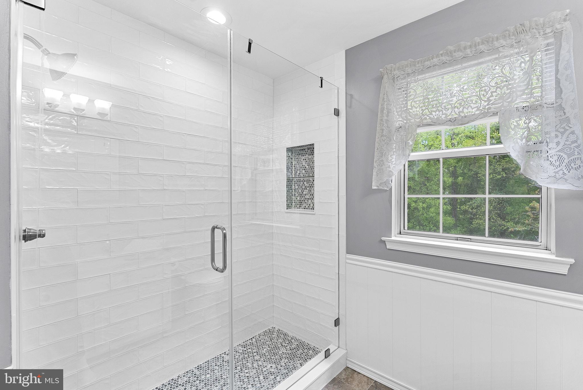 COUNTRYSIDE - Residential