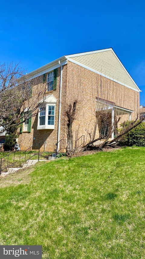 Photo of 2 Spring Glen Court, COCKEYSVILLE, MD 21030 (MLS # MDBC2158008)