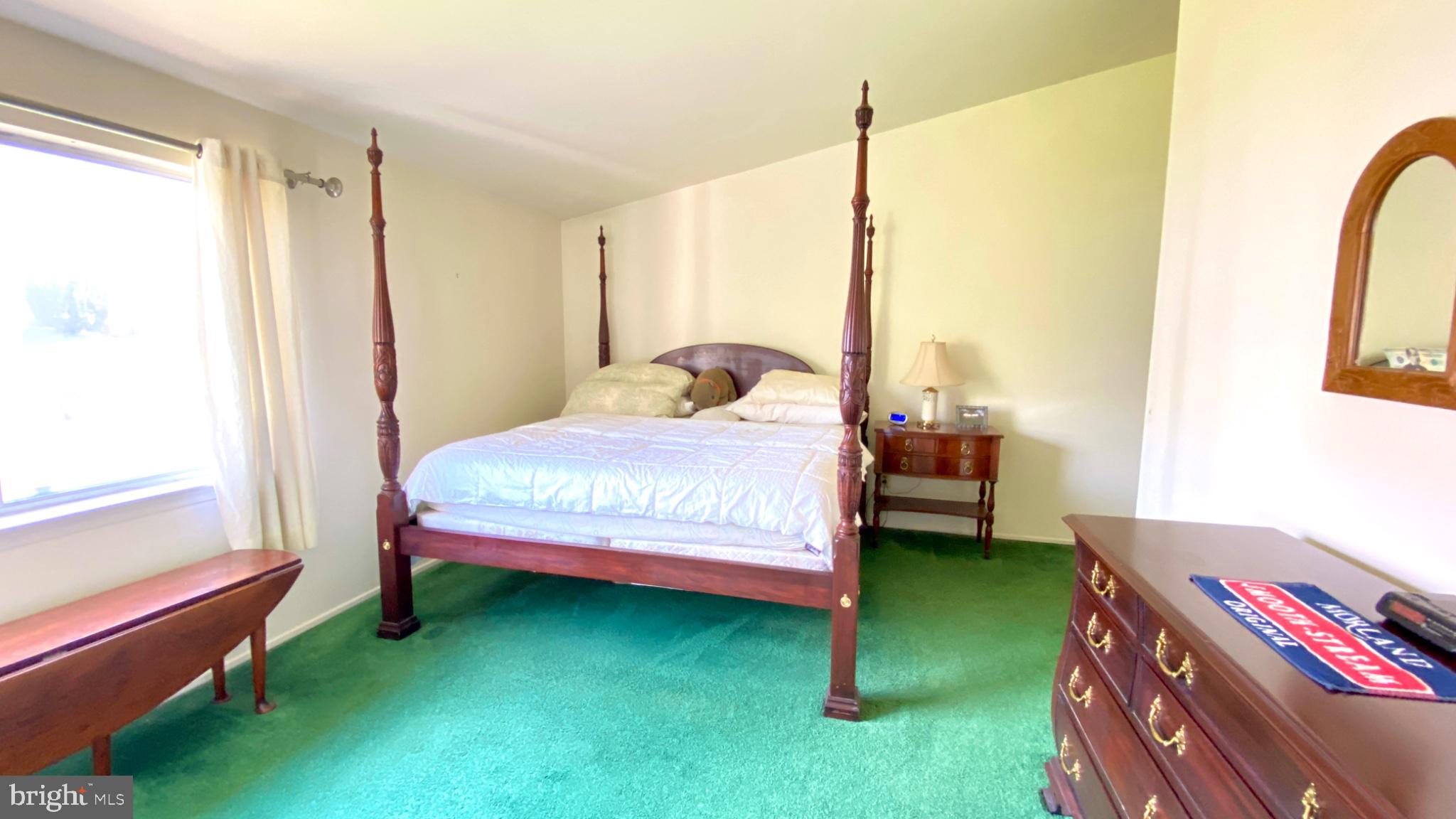 HUNT MEADOW - Residential