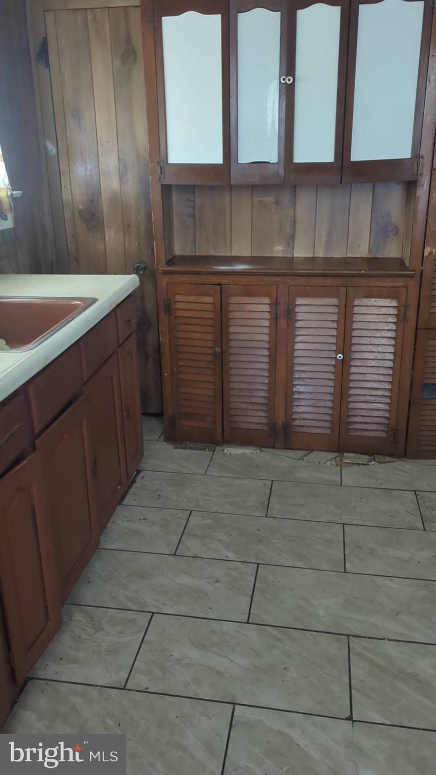 PHILADELPHIA (NORTHEAST) - Residential