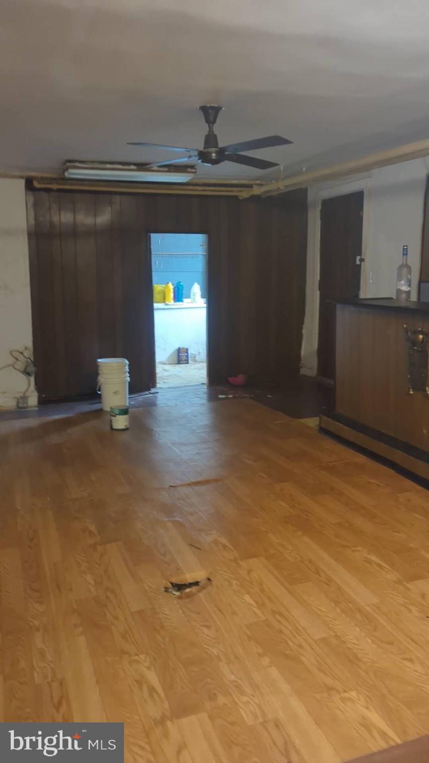 PHILADELPHIA (NORTHEAST) - Residential