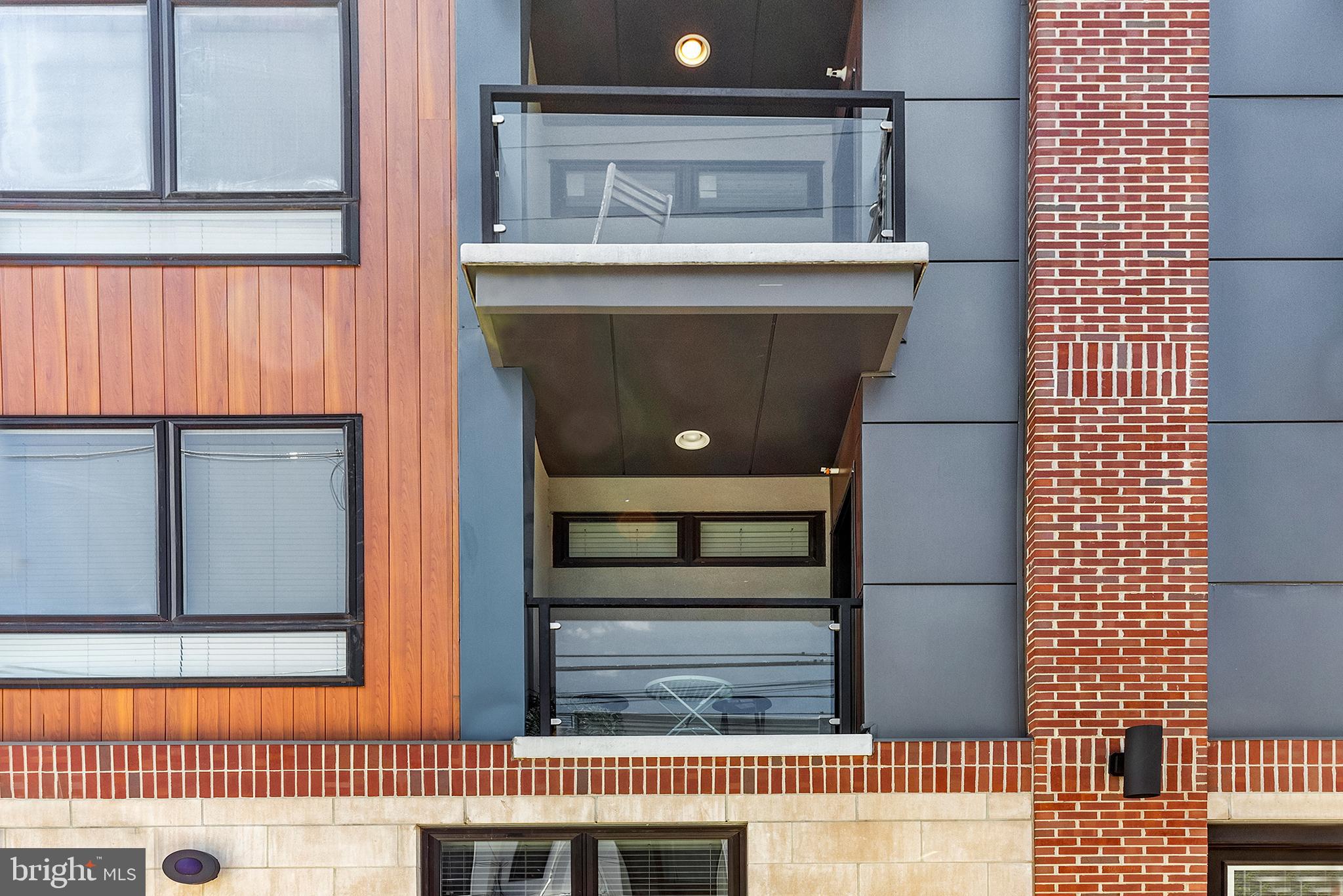OLDE KENSINGTON - Residential Lease