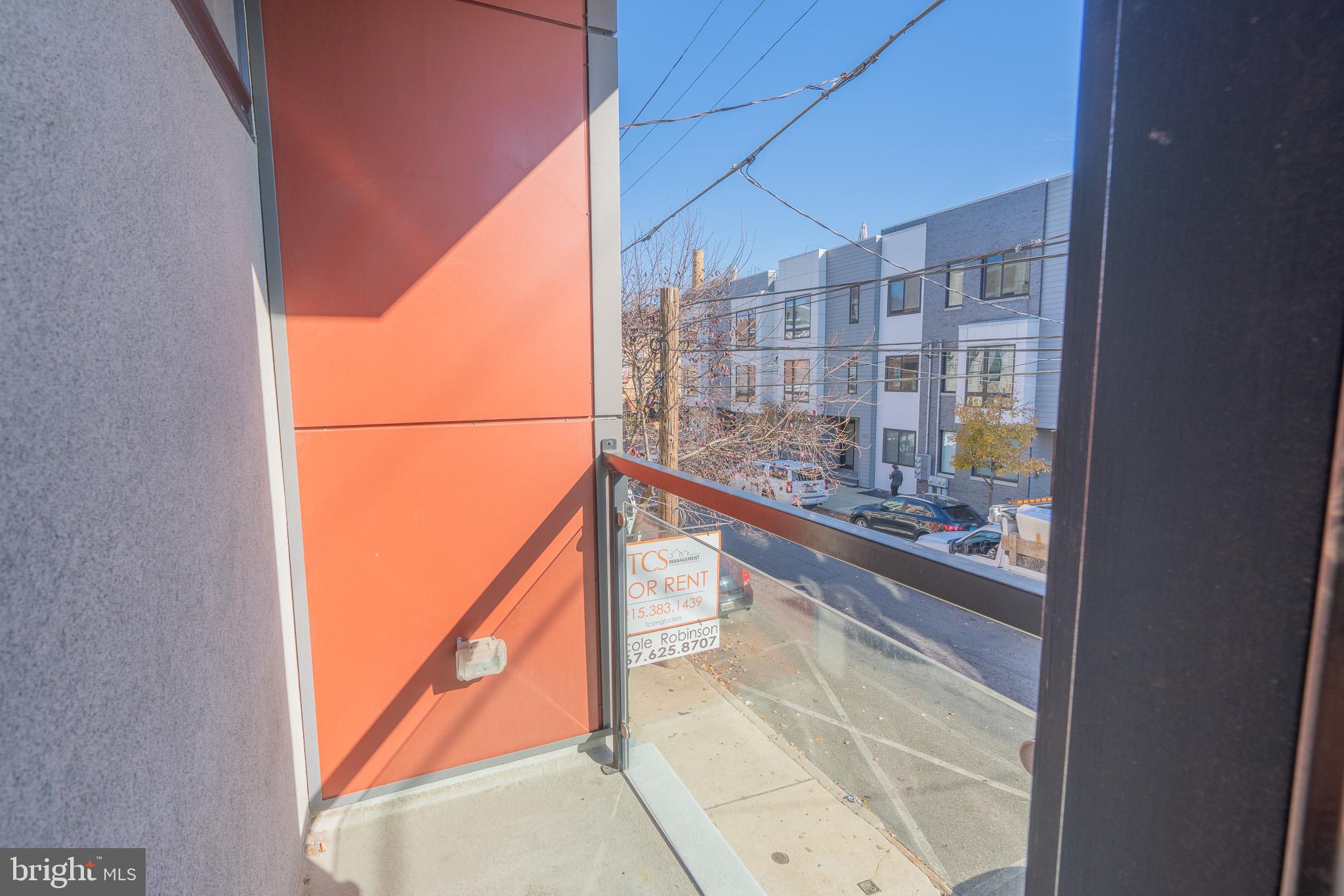 OLDE KENSINGTON - Residential Lease