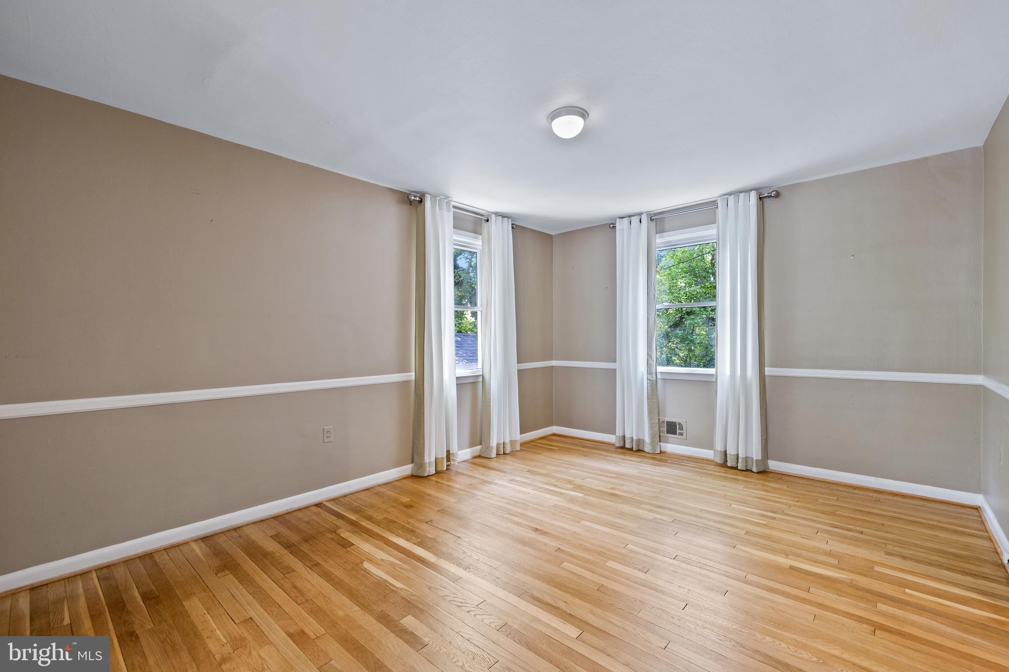GLENMONT - Residential