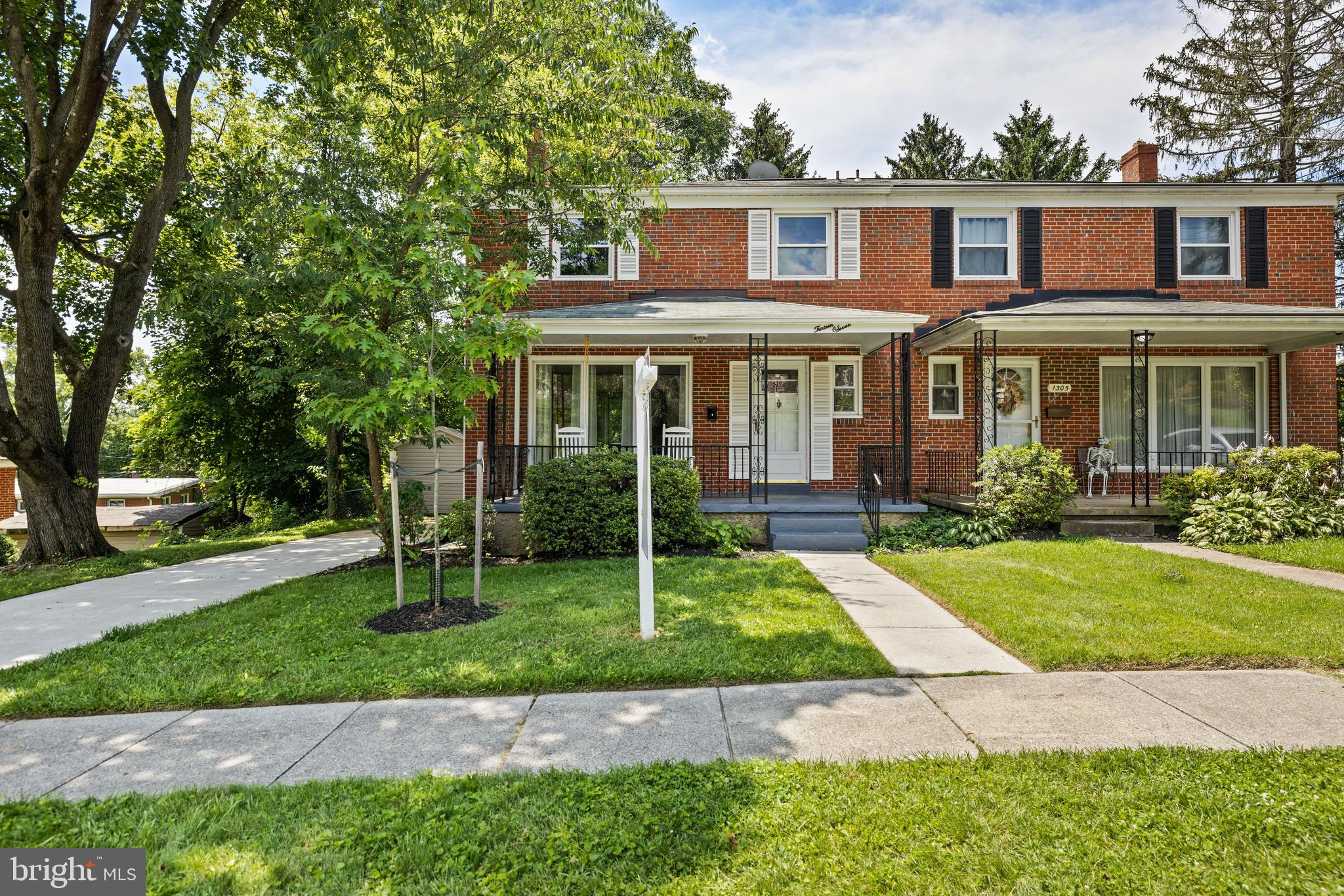 GLENMONT - Residential