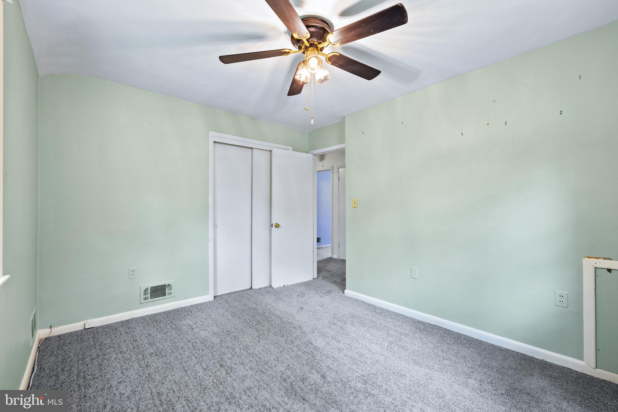 GLENMONT - Residential