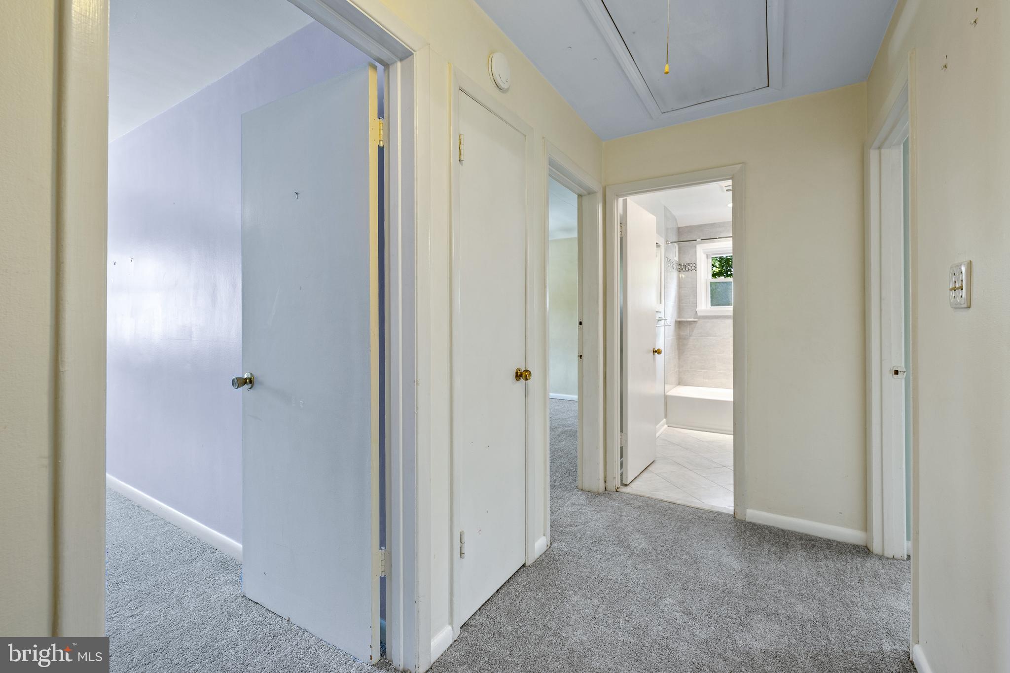 GLENMONT - Residential