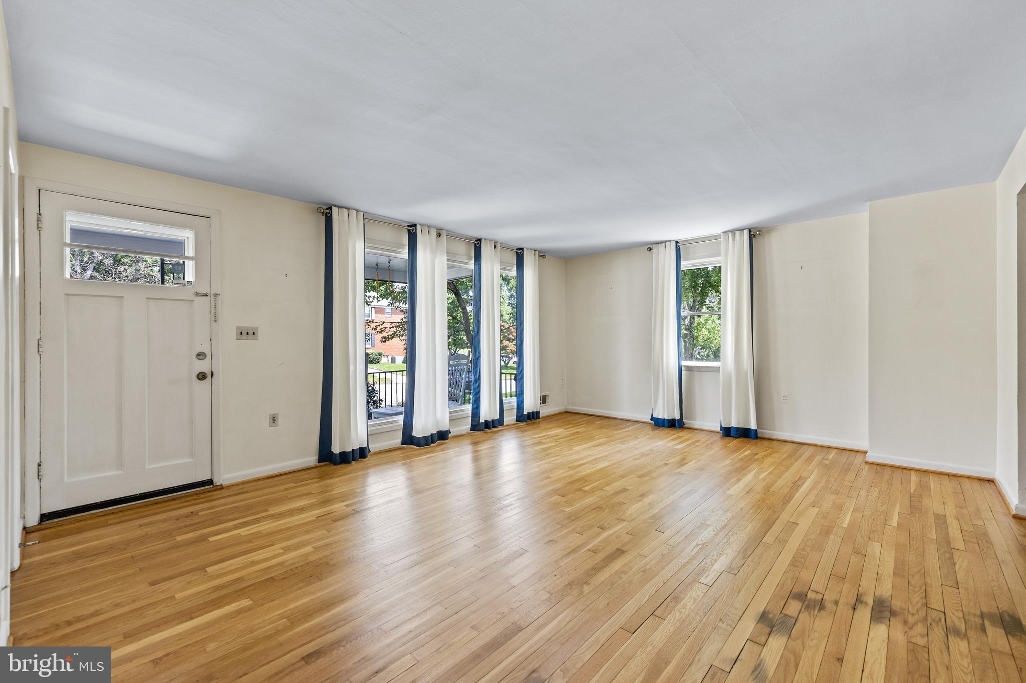 GLENMONT - Residential