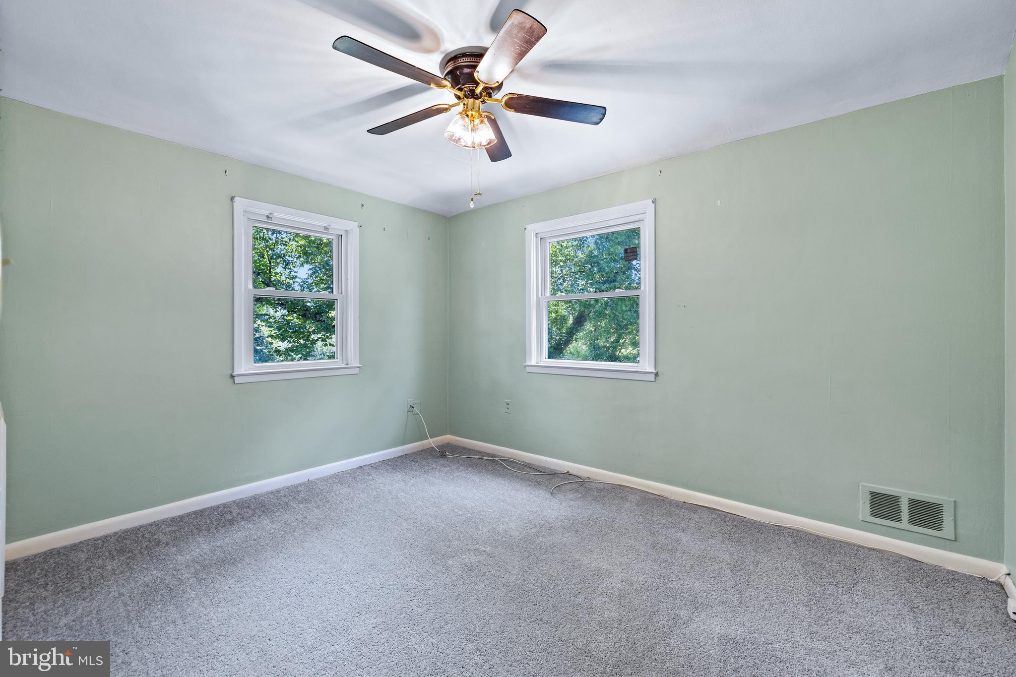 GLENMONT - Residential