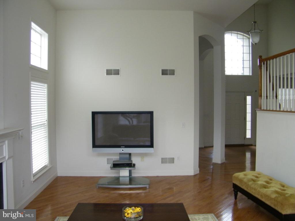 SPRINGWOOD - Residential