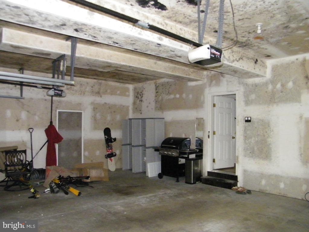 SPRINGWOOD - Residential