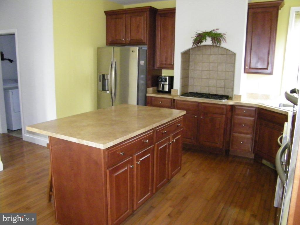 SPRINGWOOD - Residential