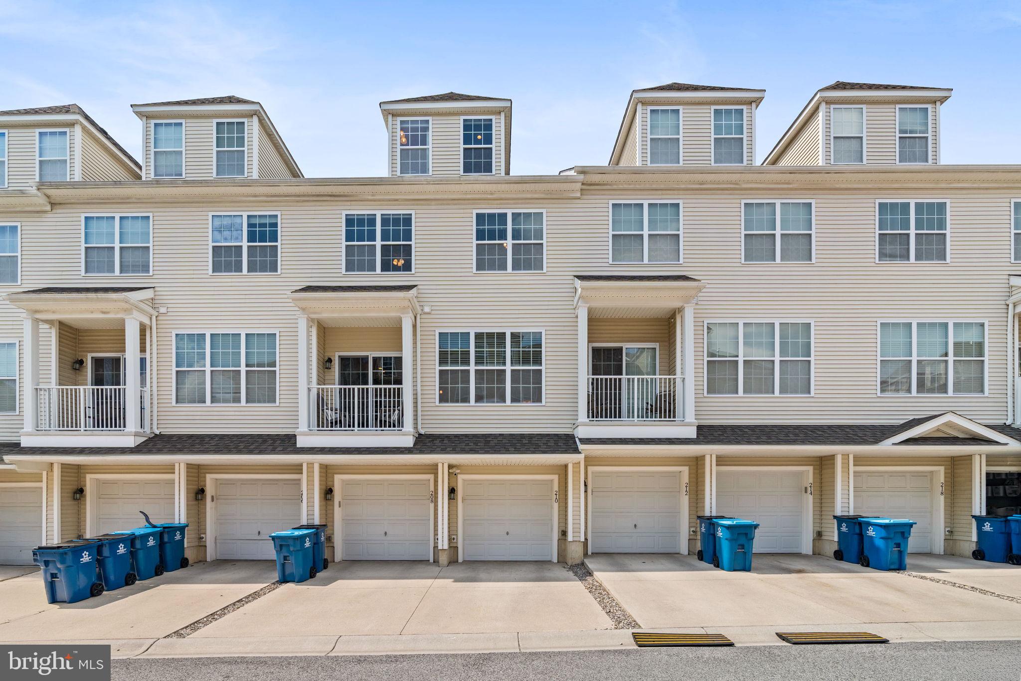 210 DANA DRIVE 73