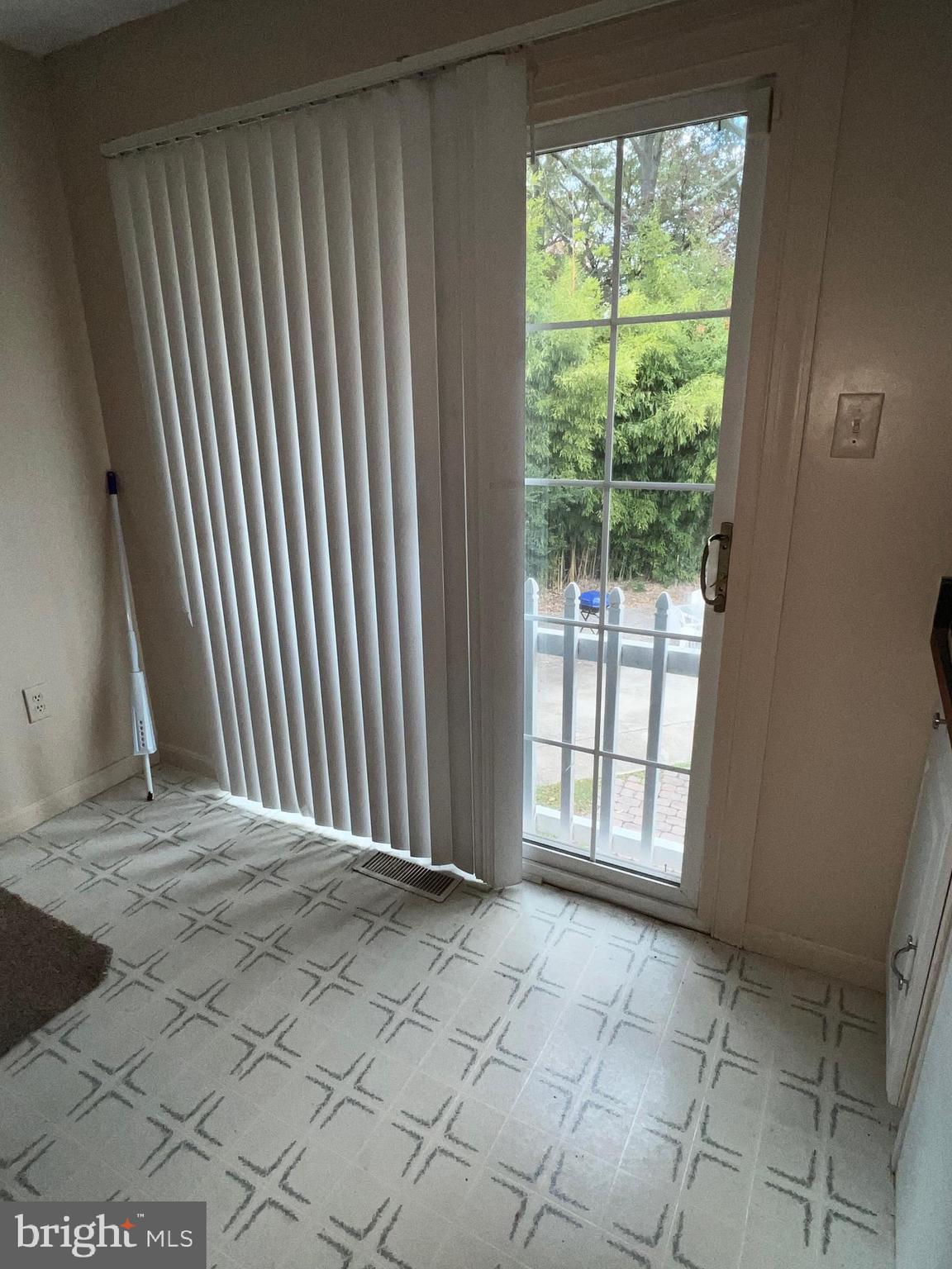 CARRINGTON - Residential