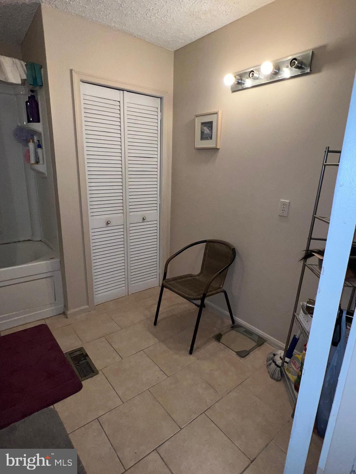 CARRINGTON - Residential