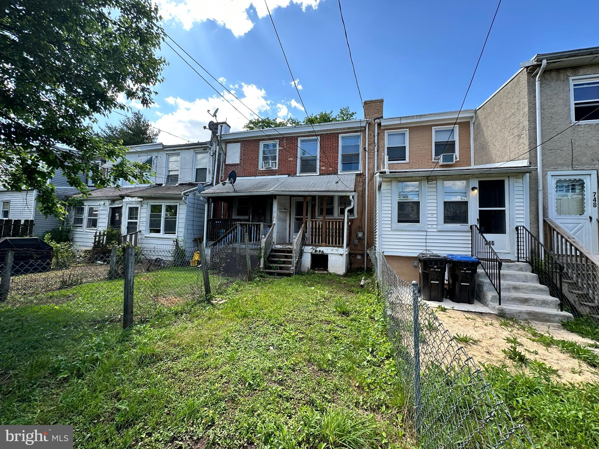 NORRISTOWN - Residential