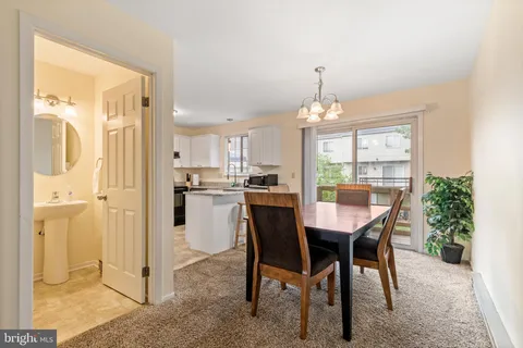 MLS: PADA2040580