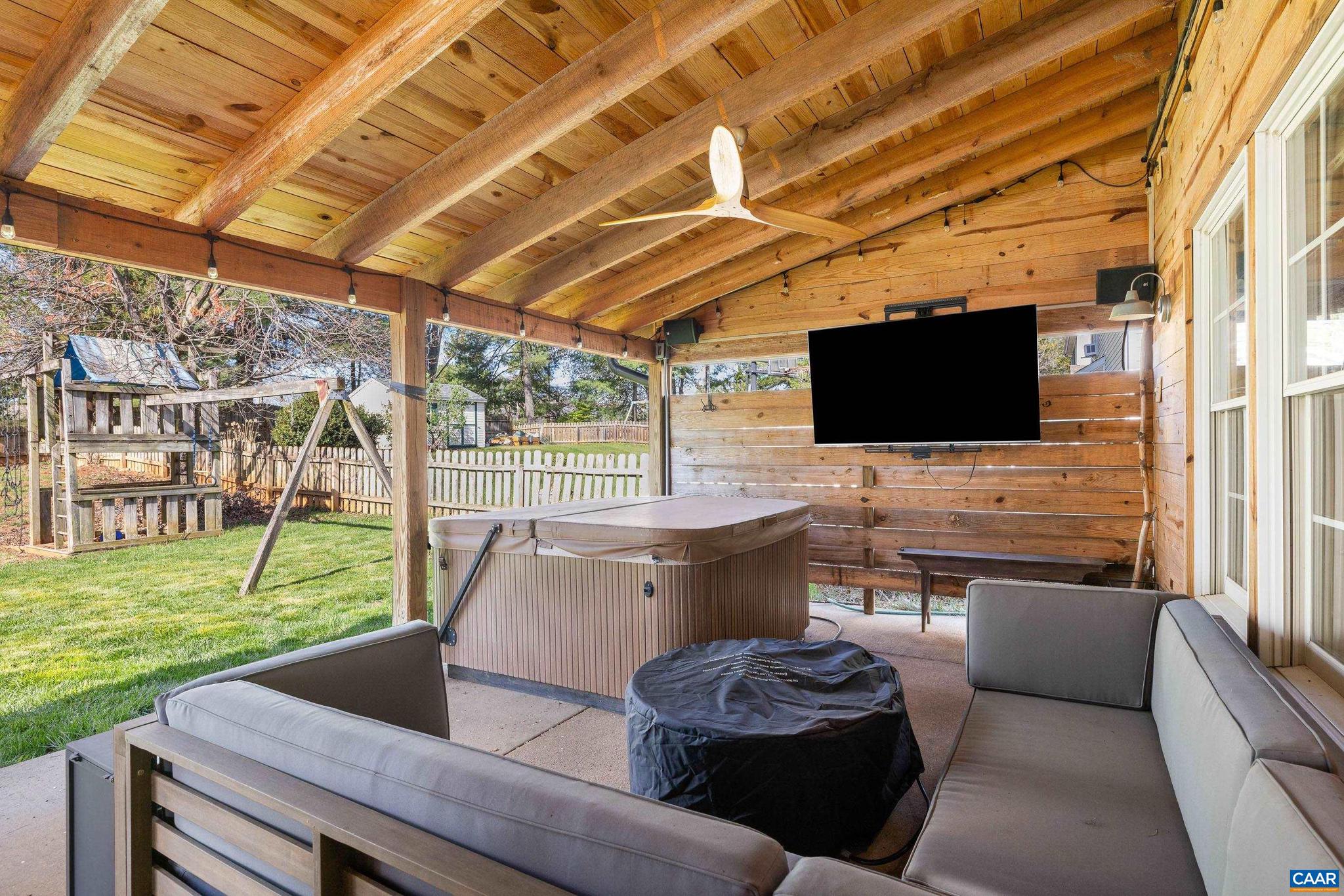 HOLLYMEAD - Residential