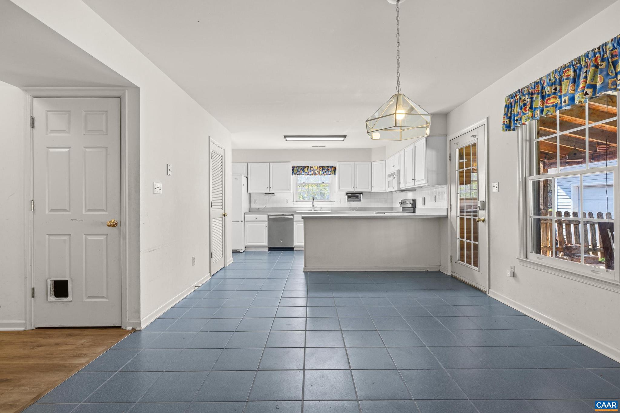 HOLLYMEAD - Residential