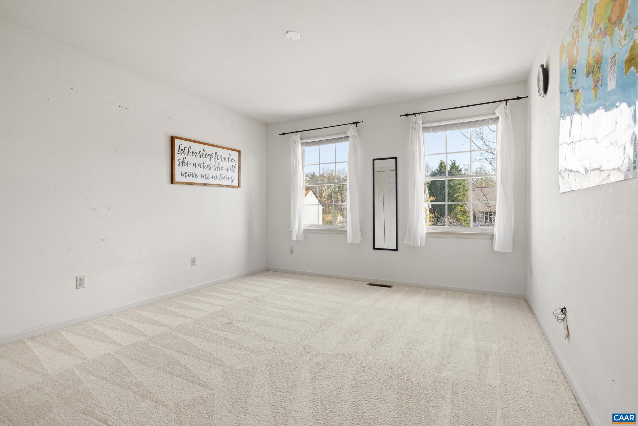 HOLLYMEAD - Residential