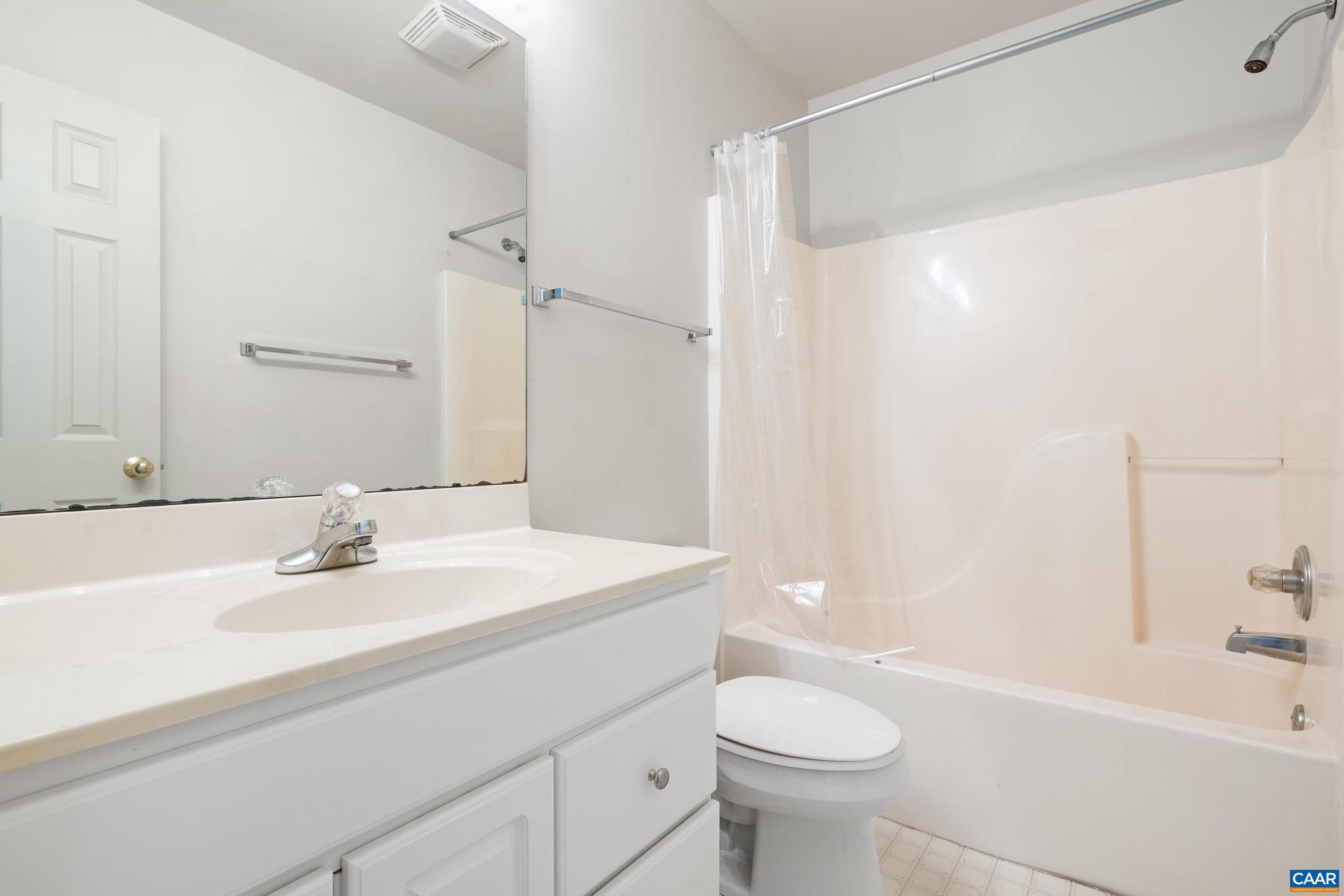 HOLLYMEAD - Residential