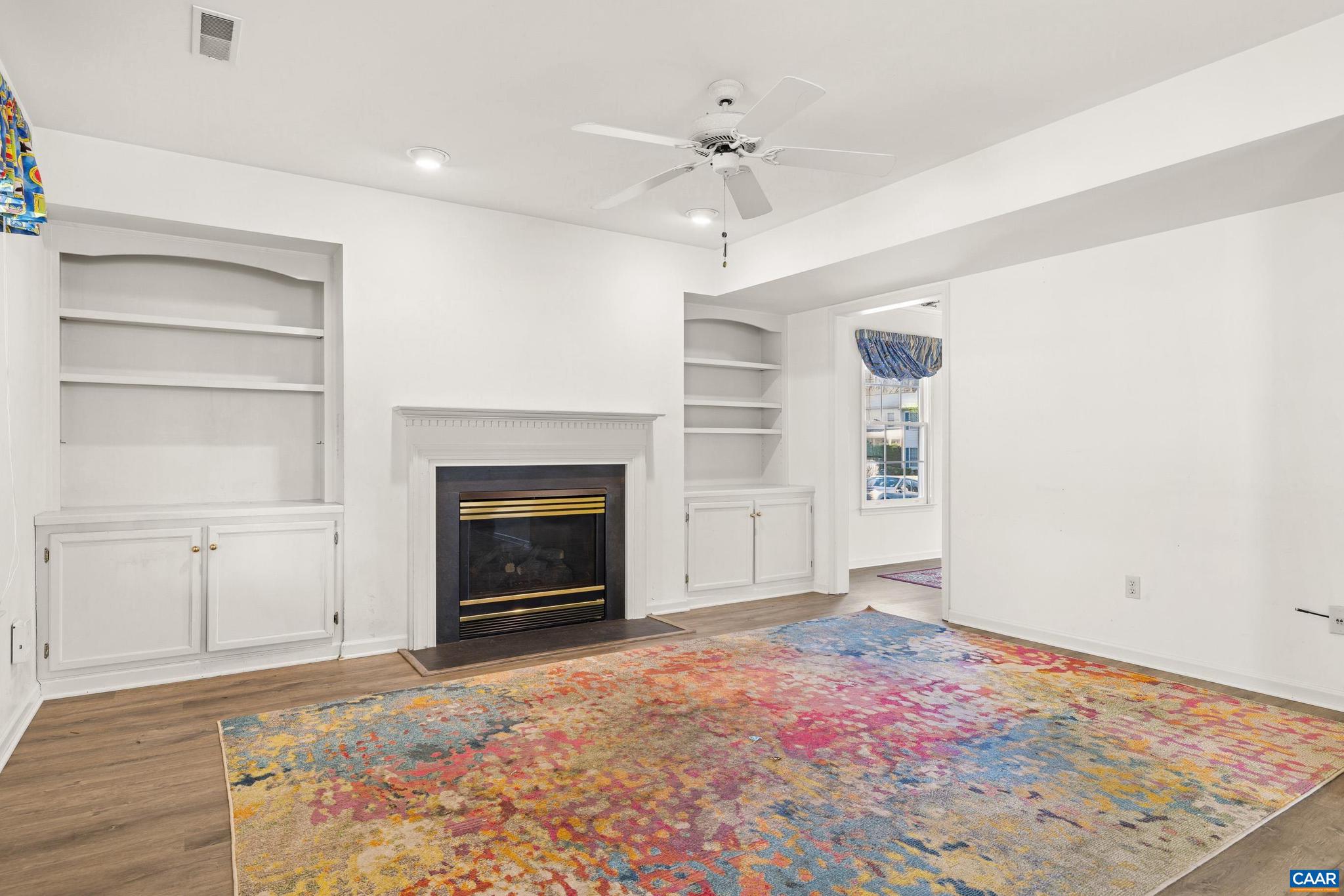 HOLLYMEAD - Residential