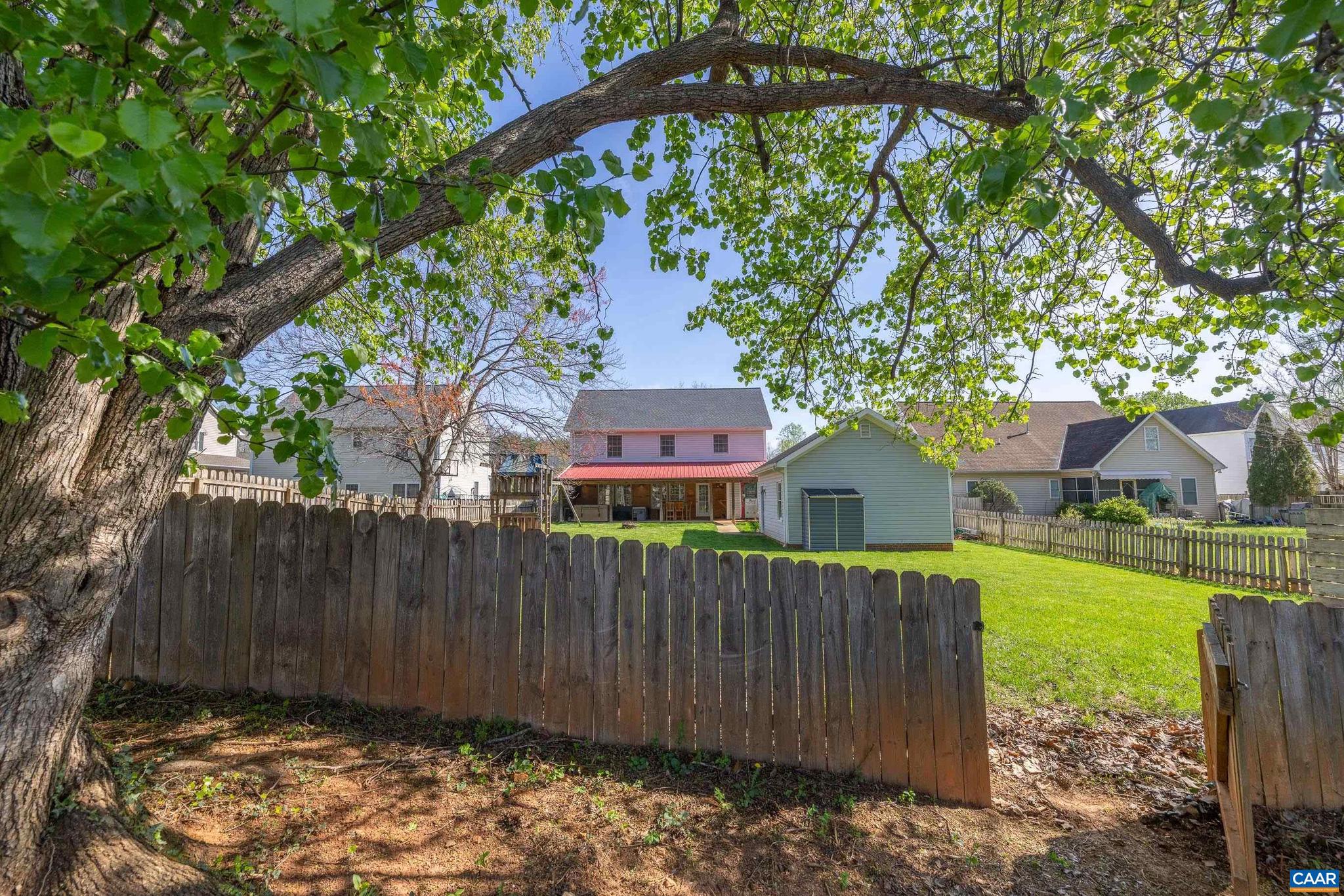 HOLLYMEAD - Residential