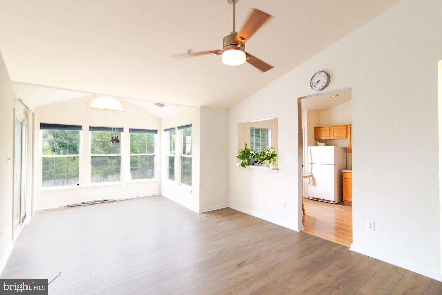 SOUTH MEADOWS - Residential