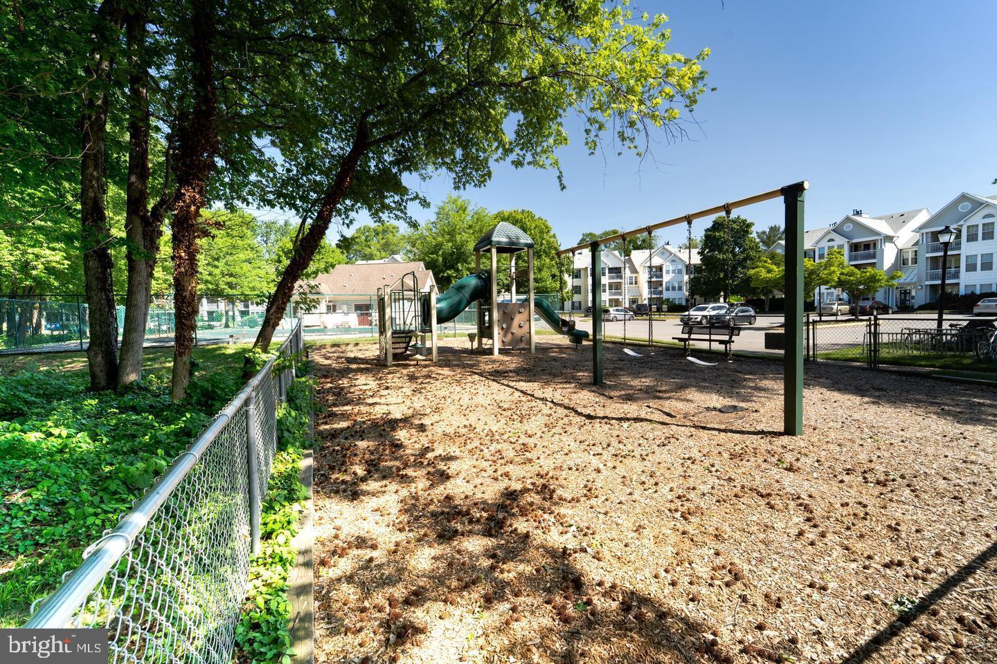 SOUTH MEADOWS - Residential